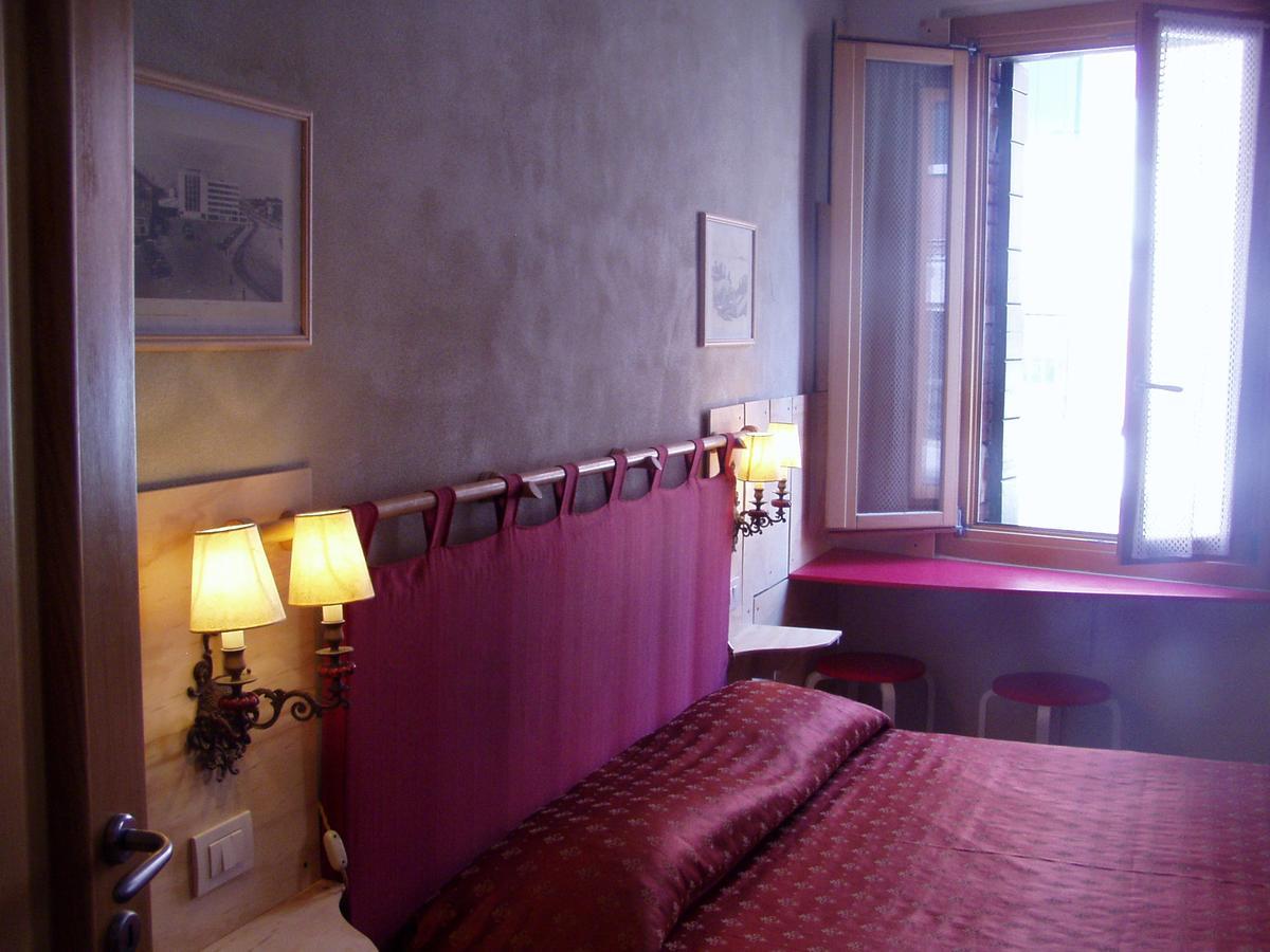 B&B Allo Squero Venesia Bagian luar foto
