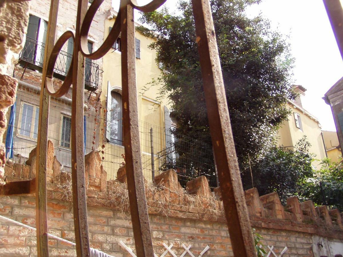 B&B Allo Squero Venesia Bagian luar foto